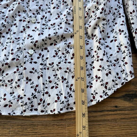 Express Women’s Floral Button Down Shirt White Red Black Roses Slim Fit NWT M - Picture 5 of 6